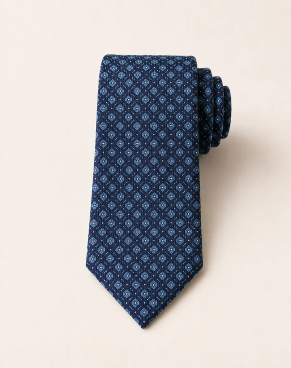 moderne-herremode-med-blaa-slips-stilfuldt-business-look-i-jakkesaet-sjolin Ocean Mist